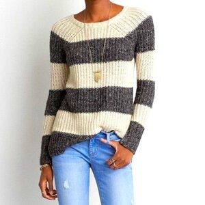American Eagle Beige and Grey Striped Cotton/Polyester Sweater Size S